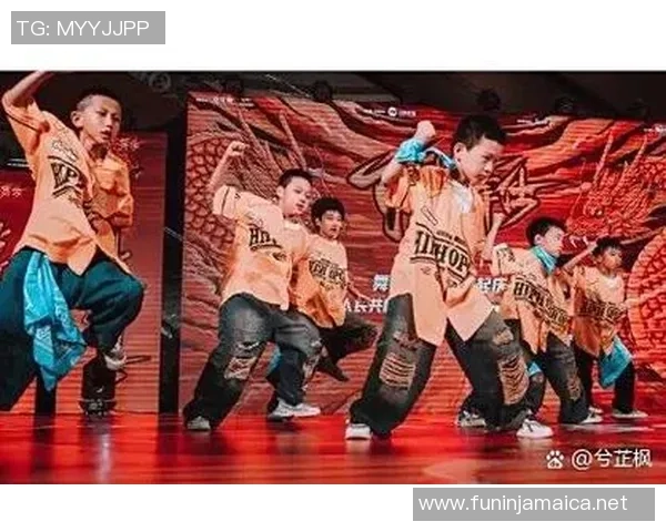 世界街舞大赛点评：武汉街舞队的灵活性表现